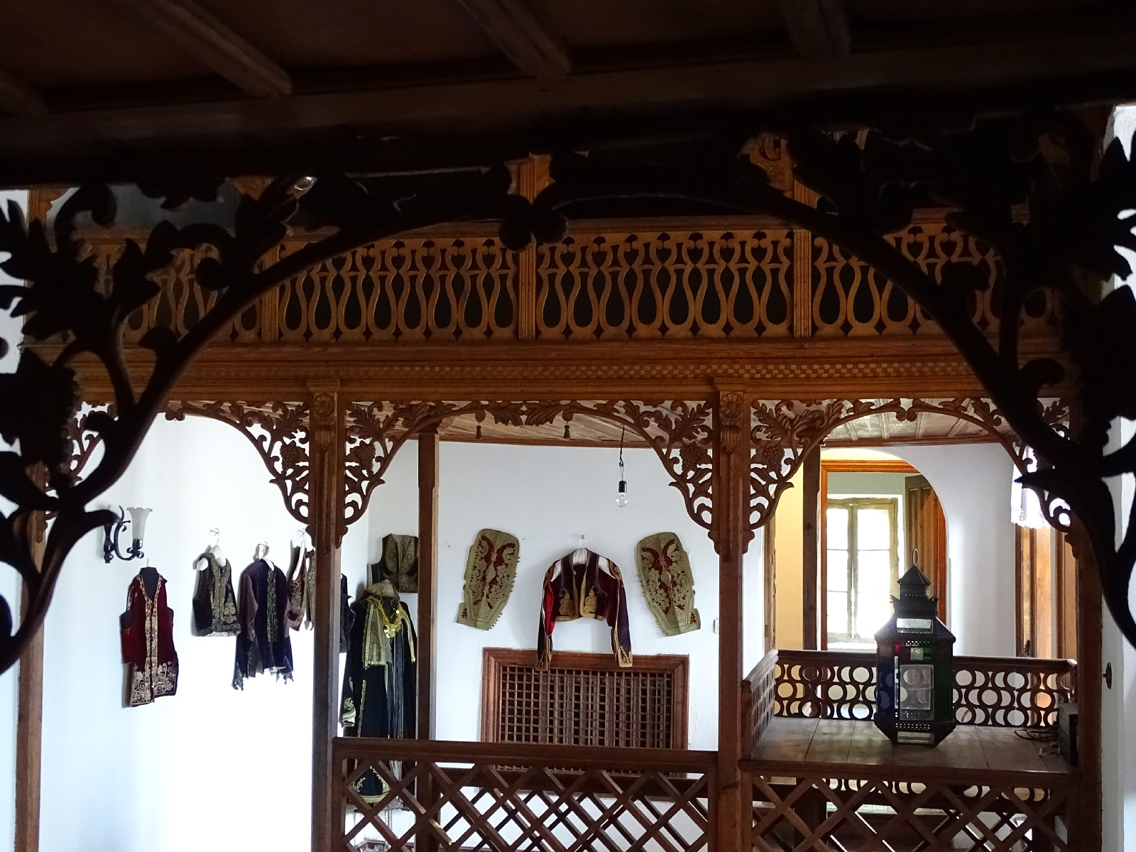 Gjirokastra (Photo license: CC BY 2.0)